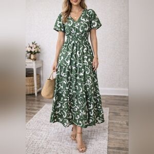 Anthropologie The Somerset Maxi Dress Green White Tiered Smocked 100% Cotton XS